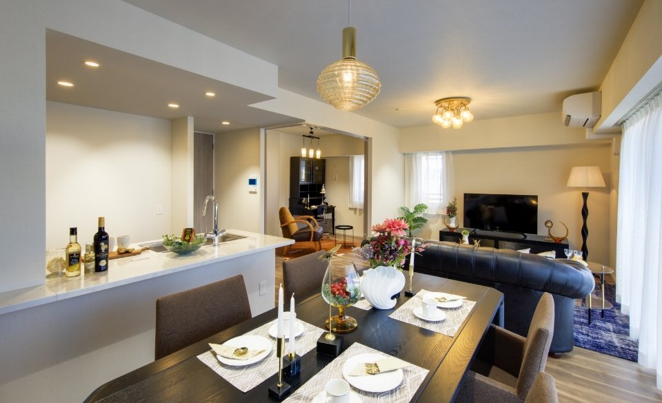 H type / Dining