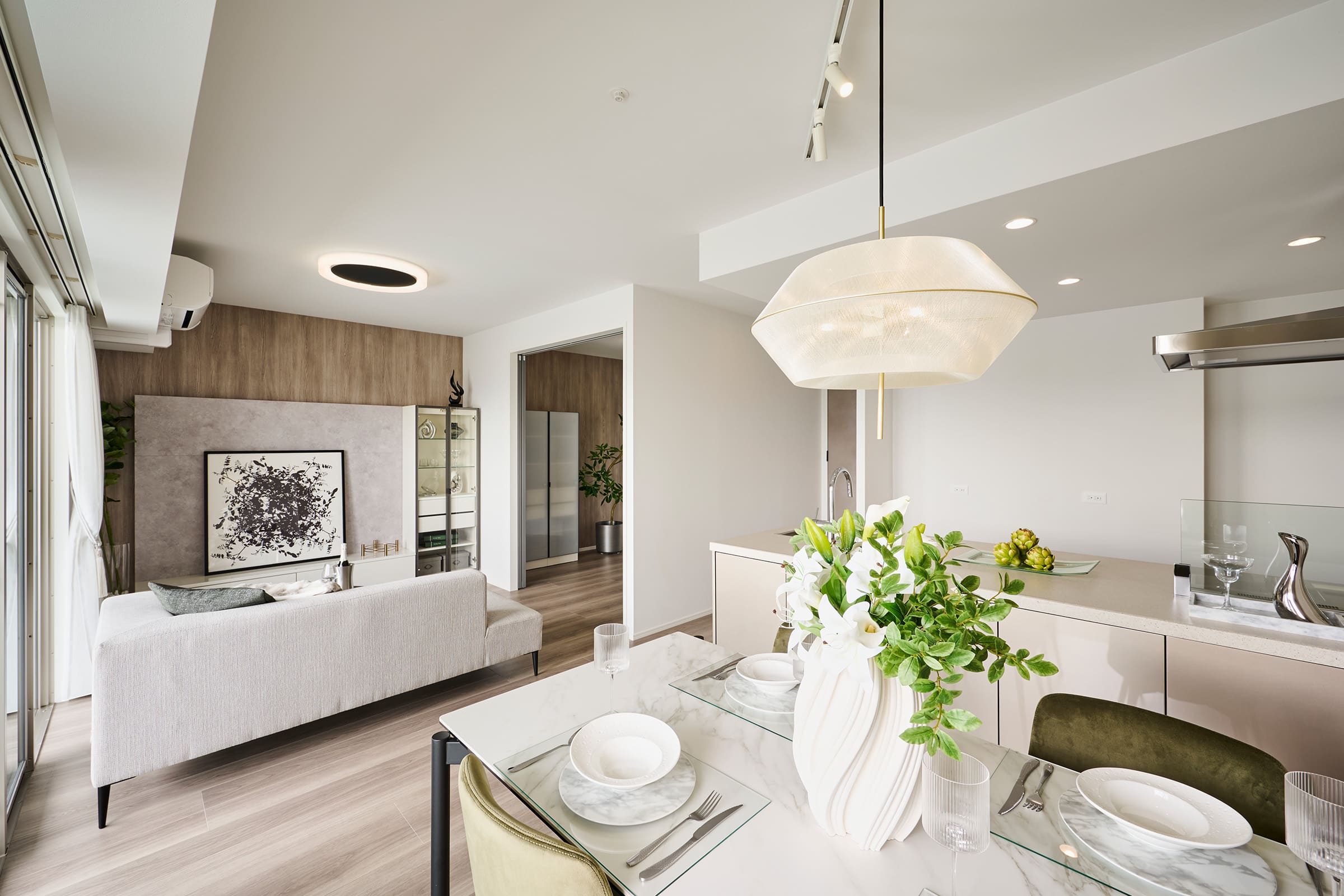 MODEL ROOM(1406号室)