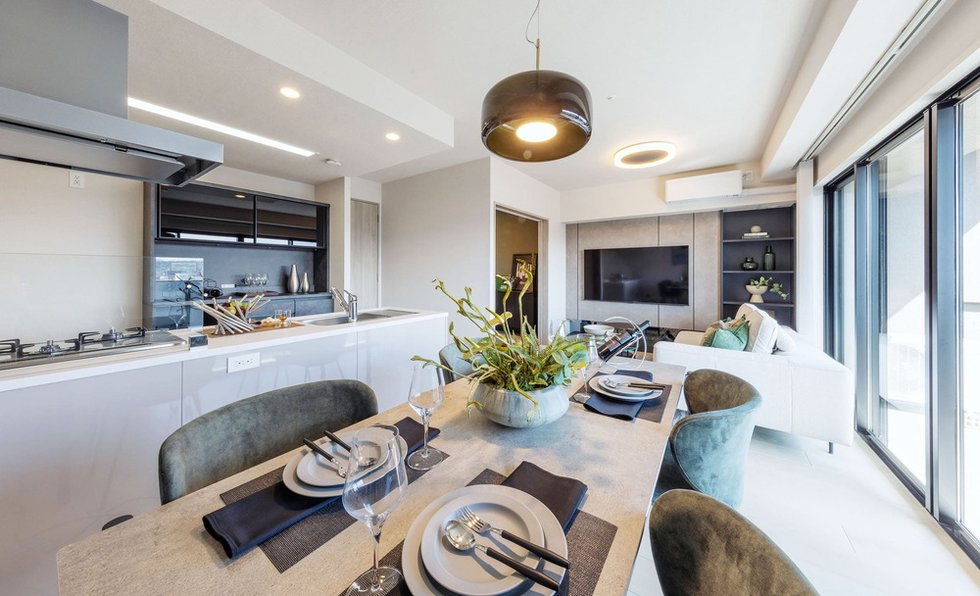 LIVING&DINING