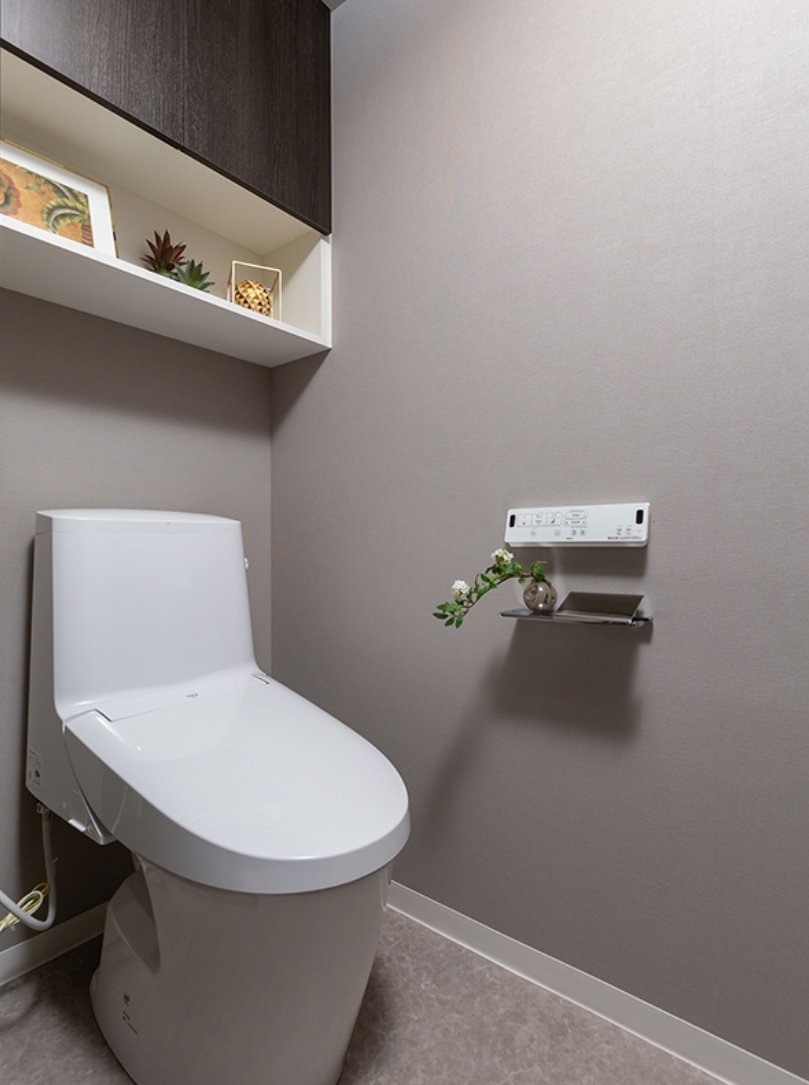 Lavatory