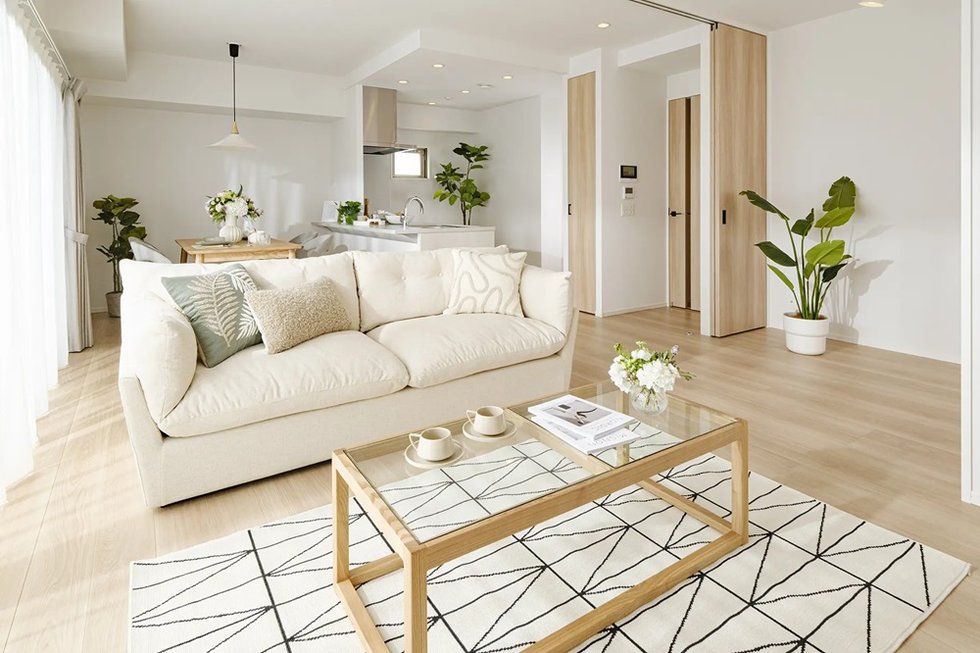 LIVING & DINING