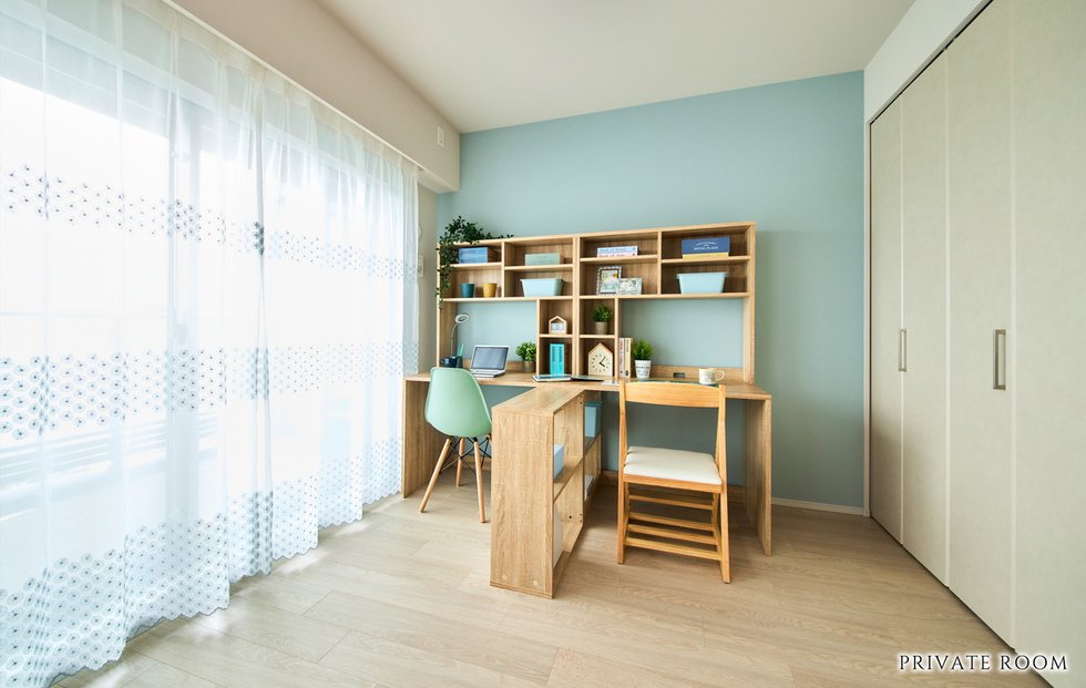 PRIVATE ROOM