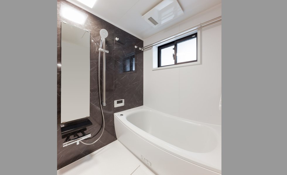 BATH ROOM