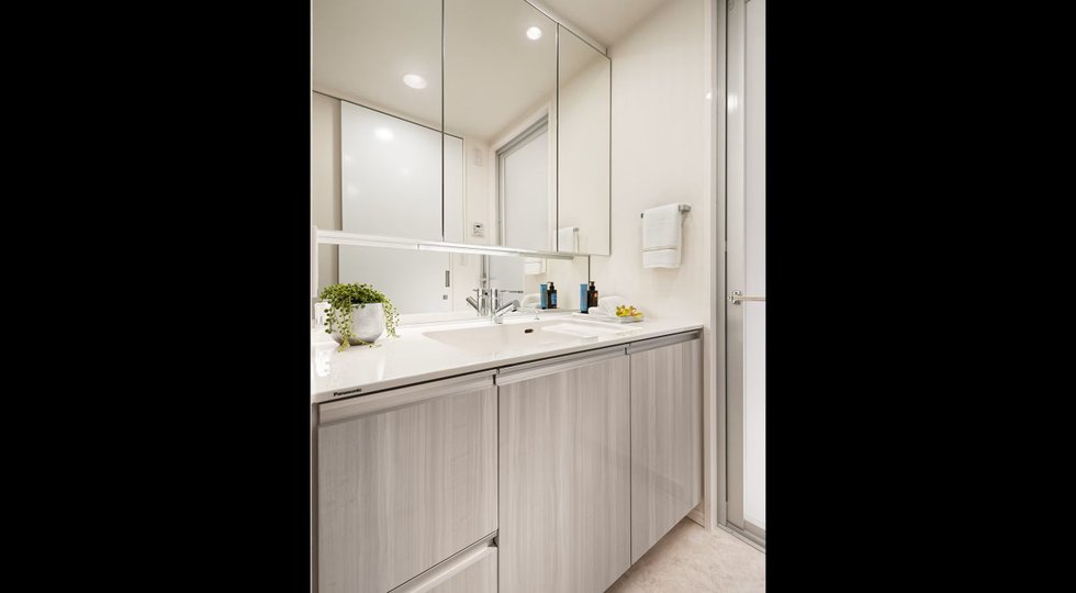 Powder Room