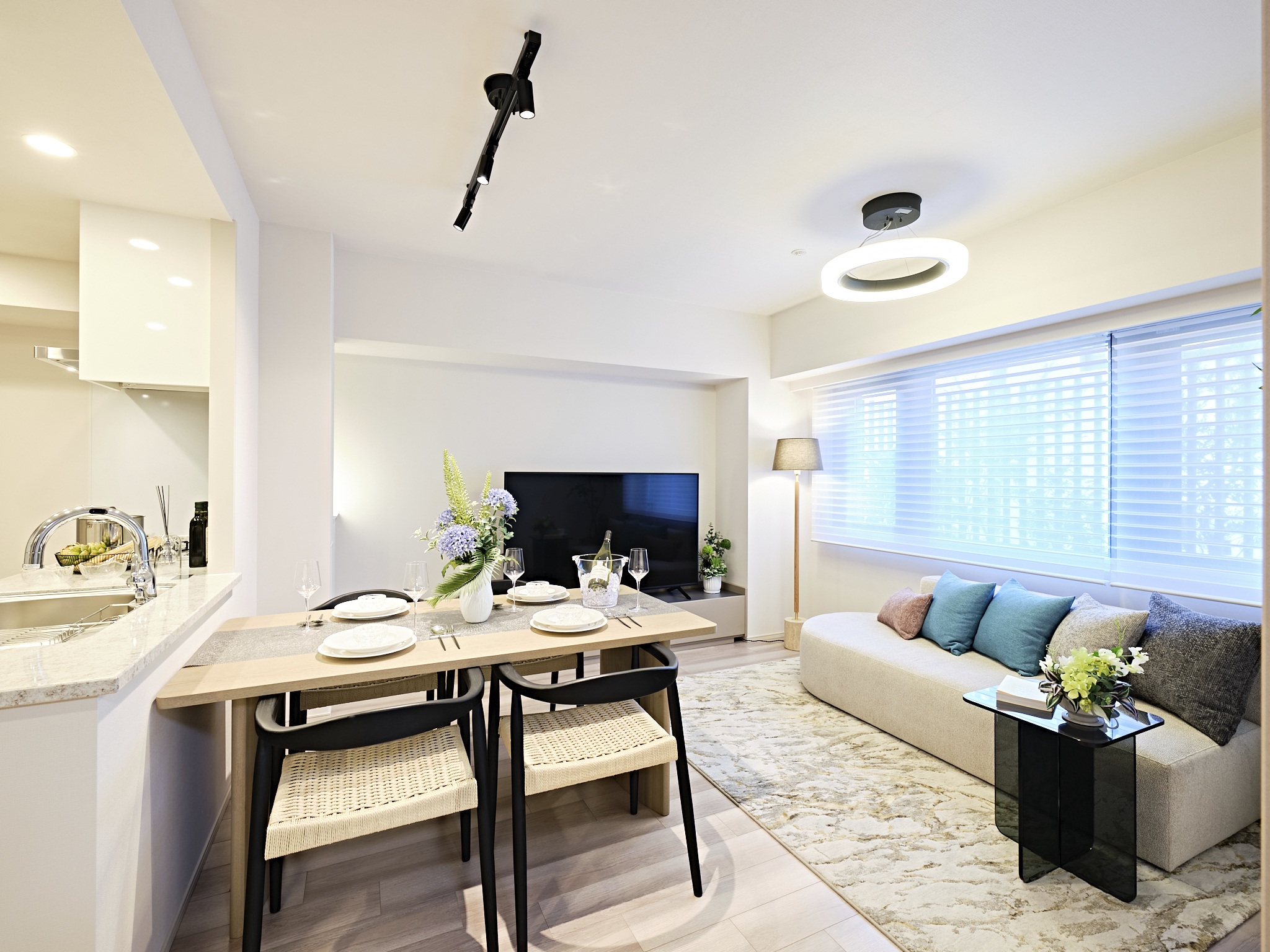 リビングダイニング