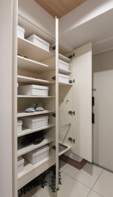 下足入（一部住戸除く）