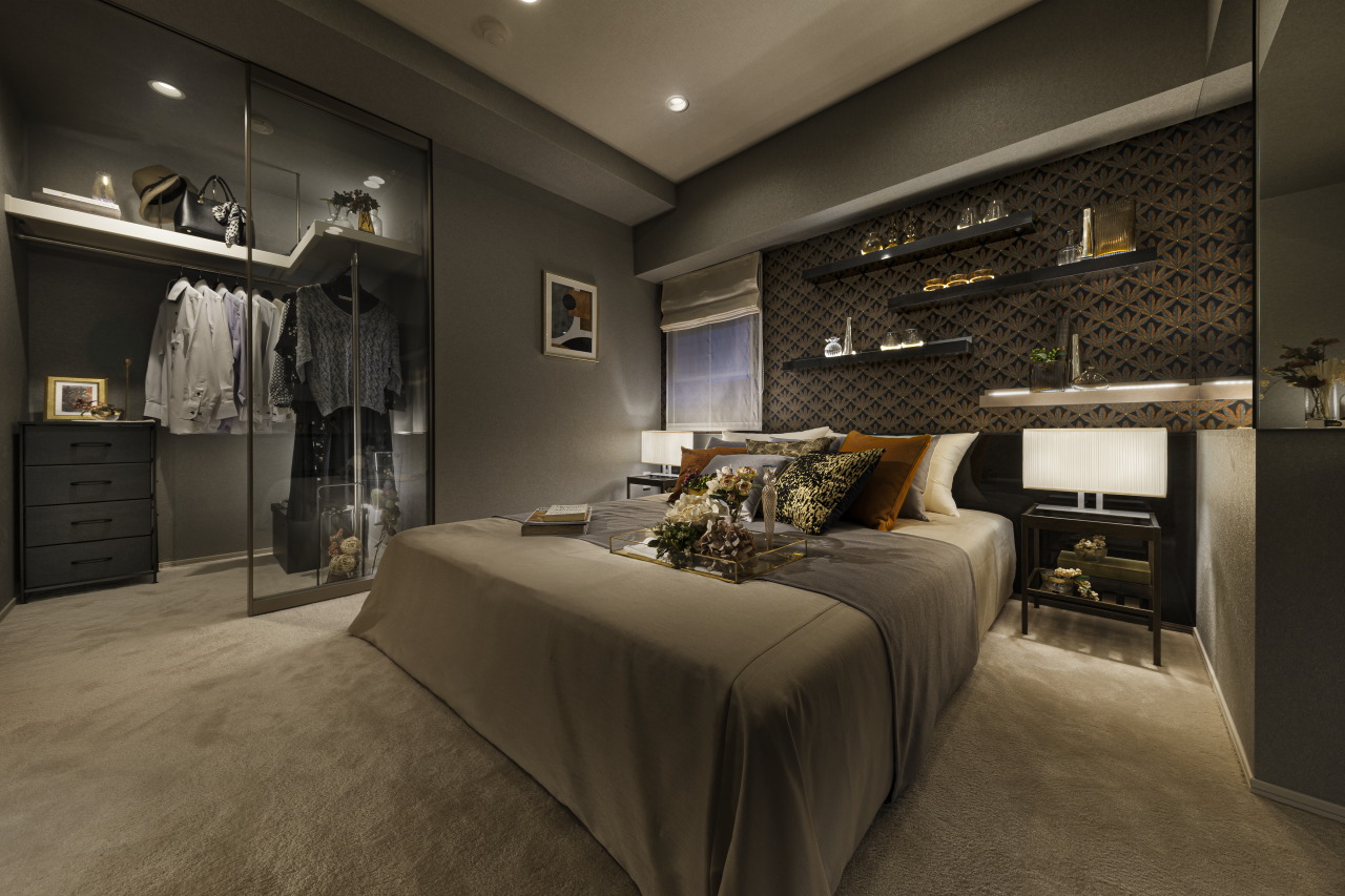 MASTER BEDROOM