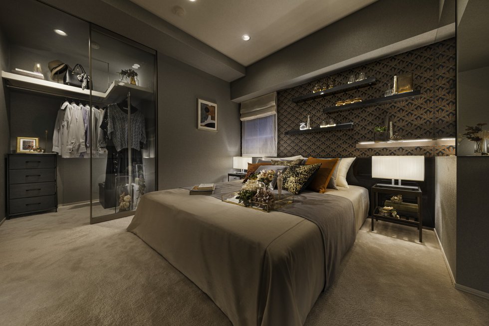 MASTER BEDROOM