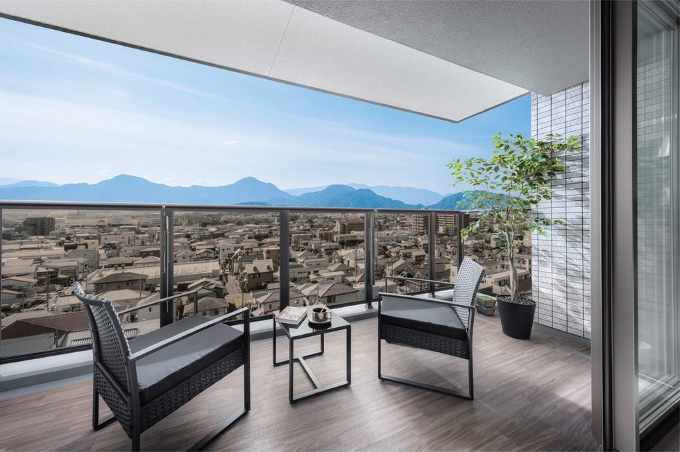 BALCONY