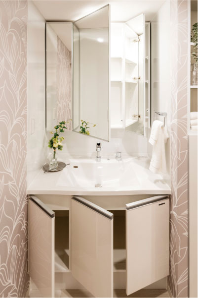 POWDER ROOM