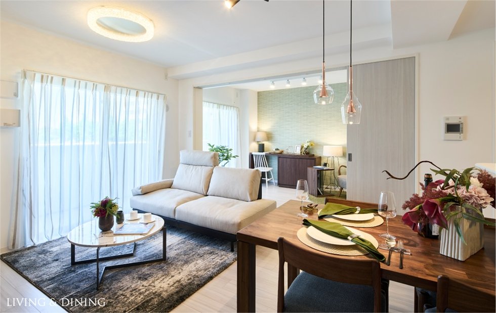 LIVING & DINING