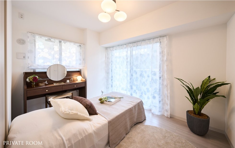 PRIVATE ROOM