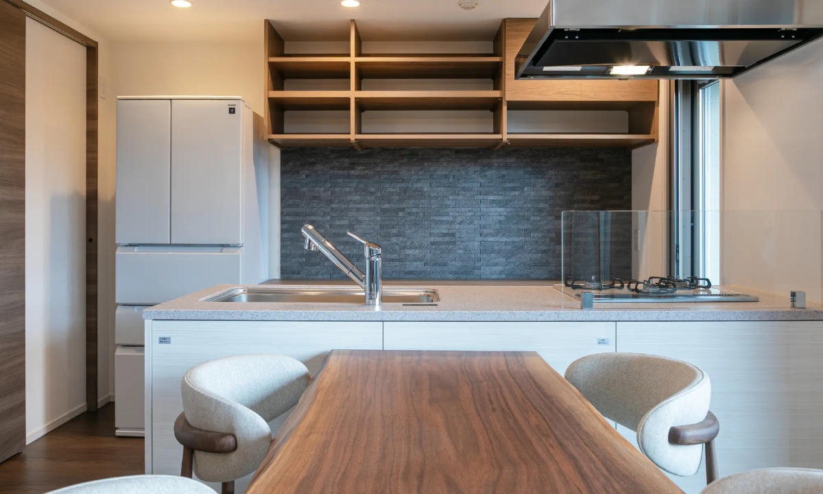 LIVING DINING KITCHEN
