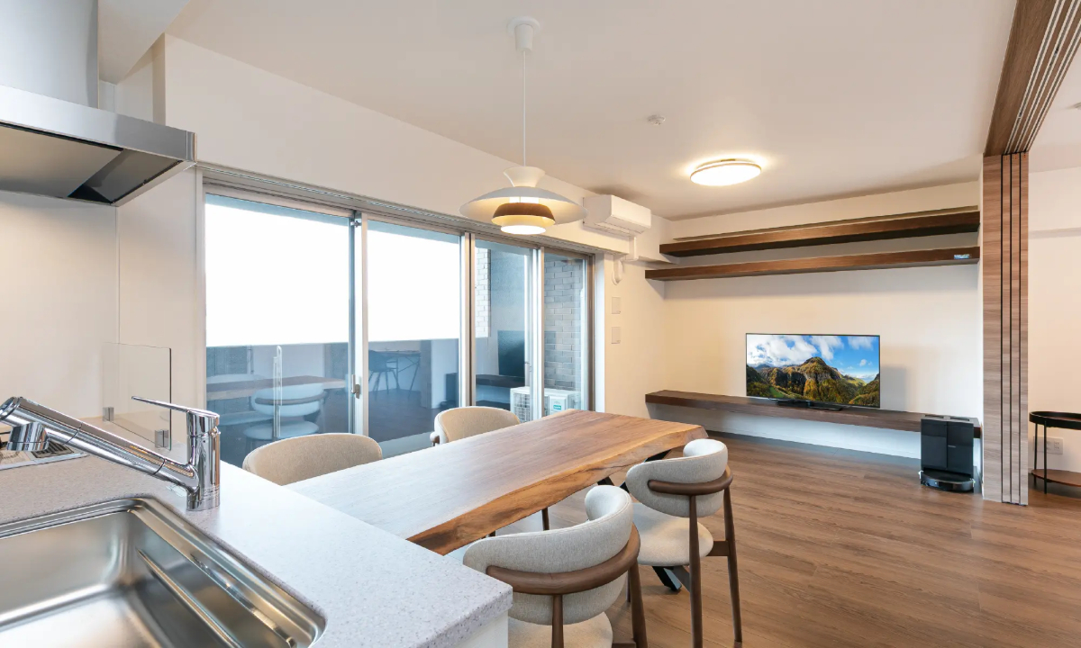 LIVING DINING KITCHEN