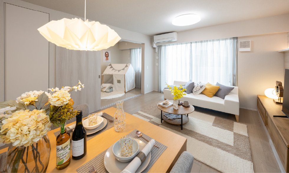 LIVING　DINING