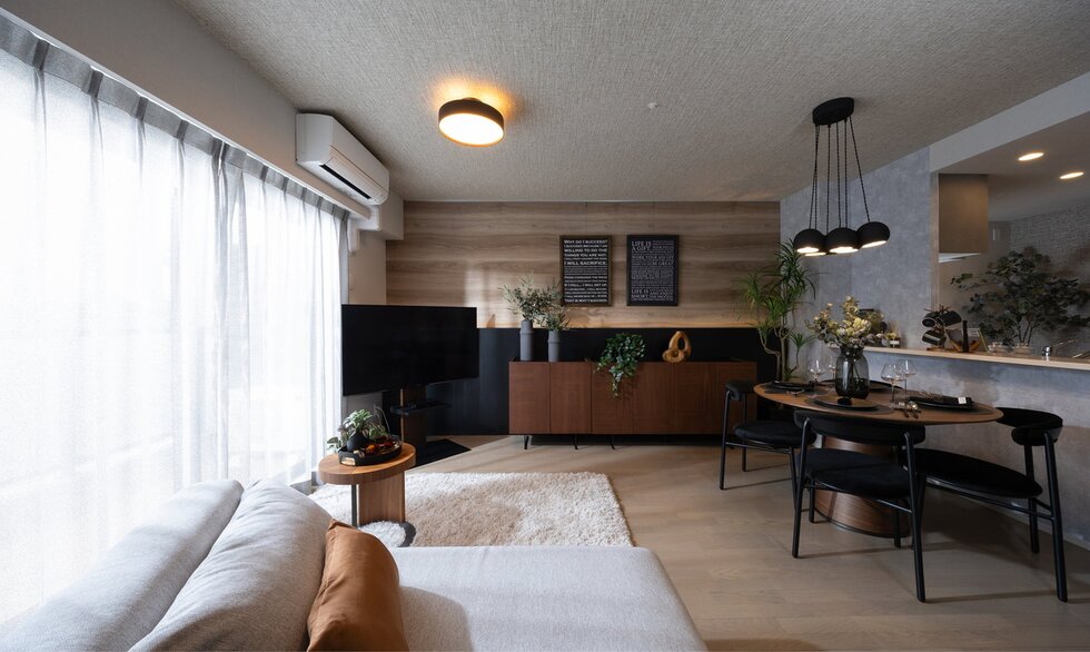 LIVING　DINING