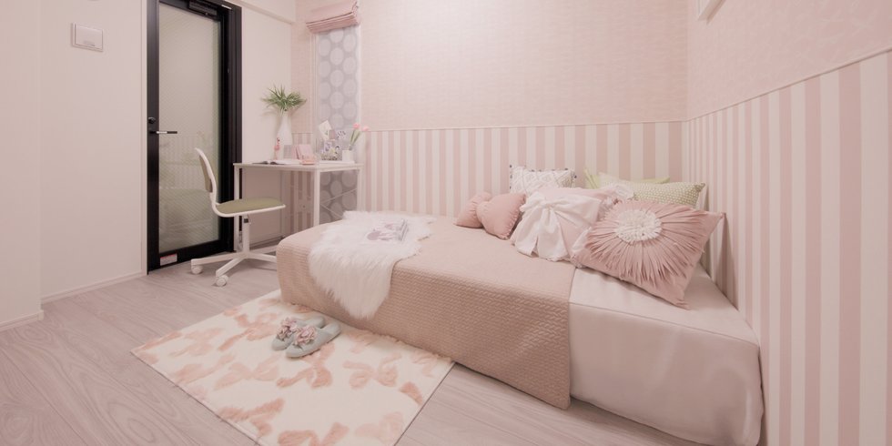 PRIVATE ROOM