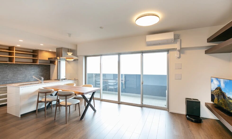 LIVING DINING KITCHEN