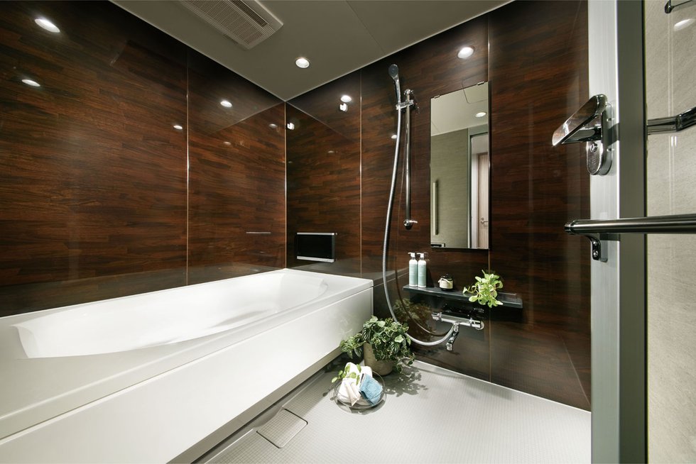 BATH ROOM