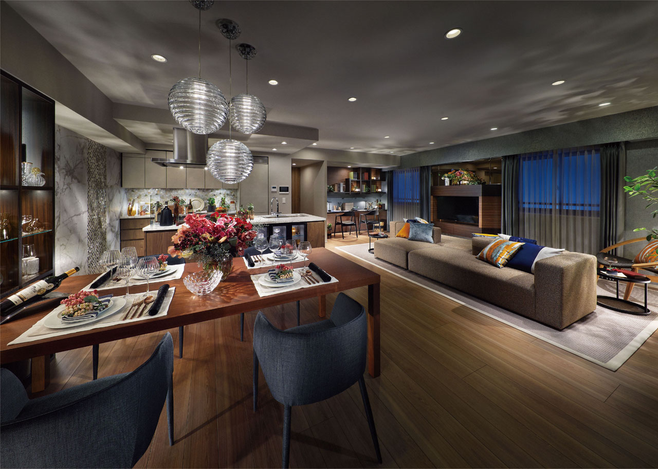 LIVING ROOM