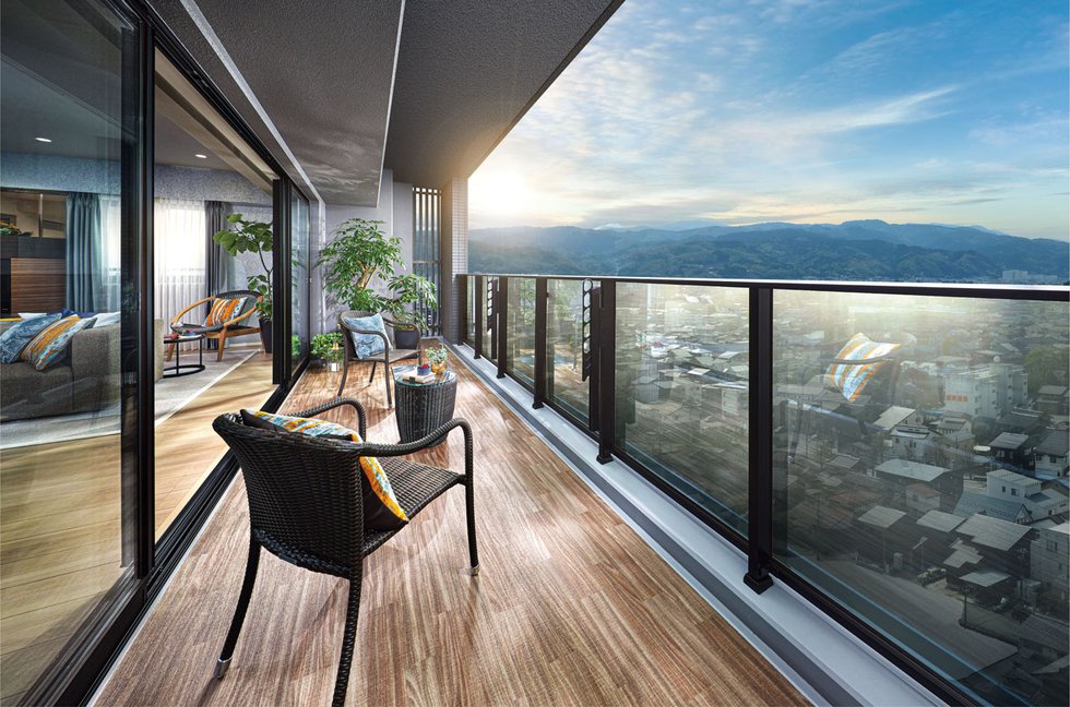 BALCONY