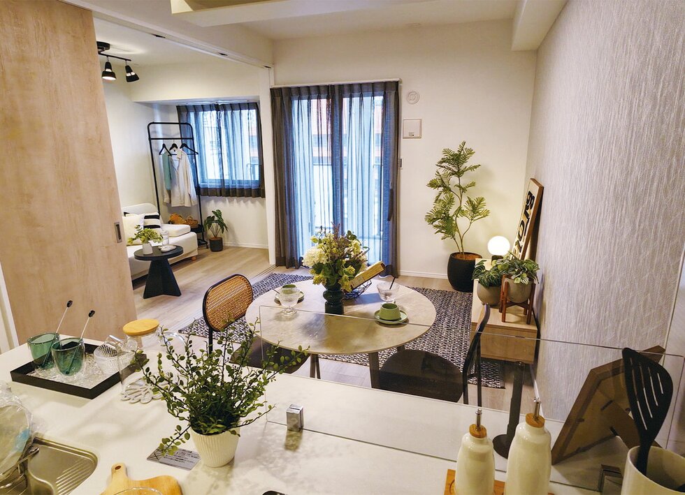LIVING DINING KITCHEN
