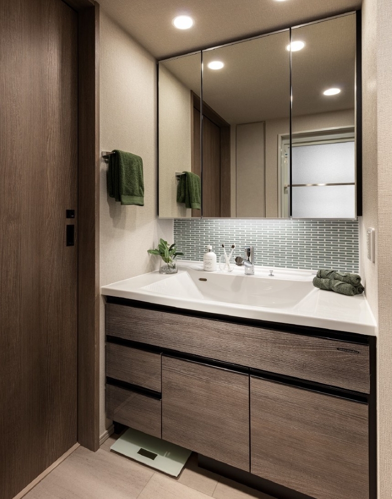 Powder Room