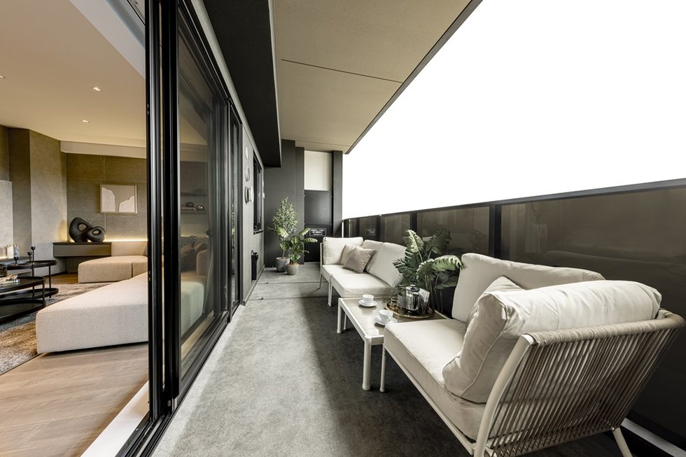 BALCONY