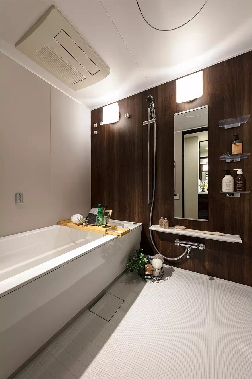BATH ROOM