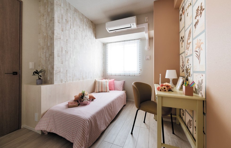 CHILDREN'S ROOM
