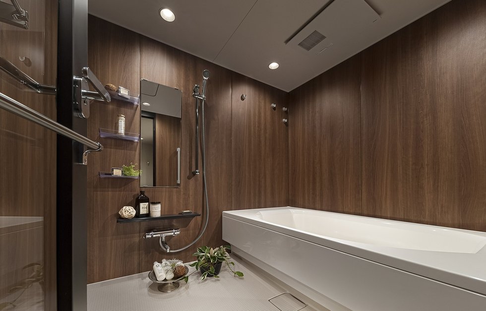 BATH ROOM