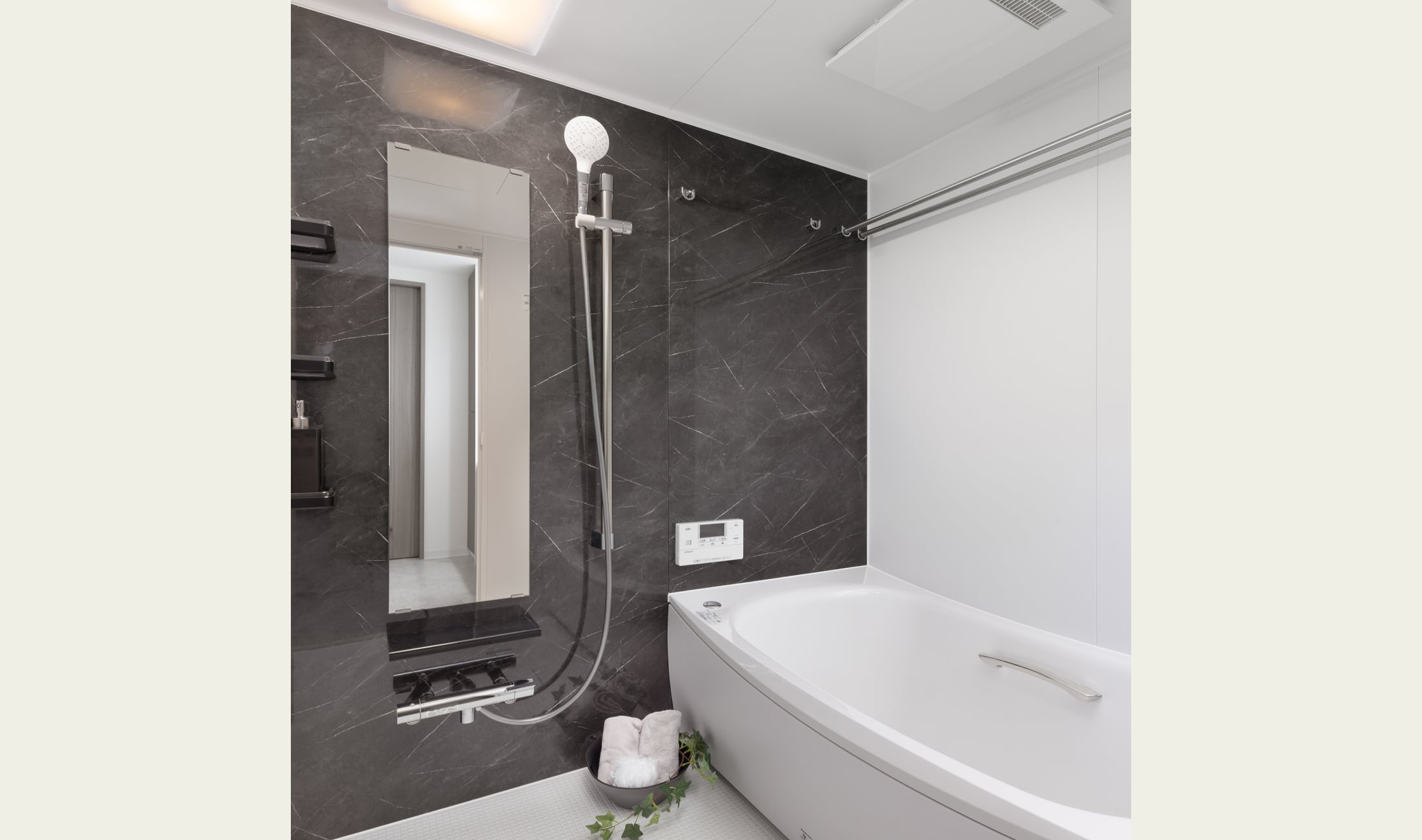 BATH ROOM