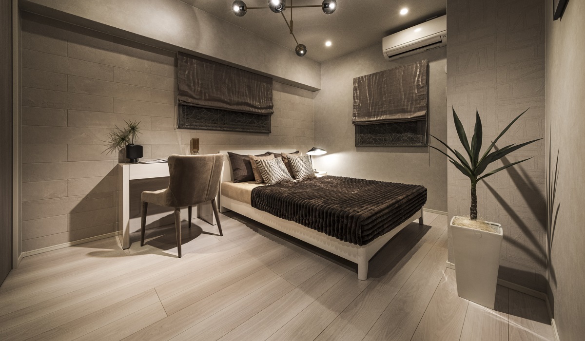 MASTER BED ROOM