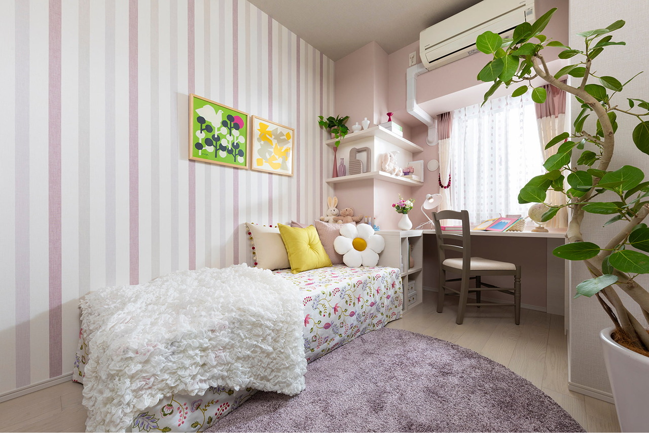Bed Room