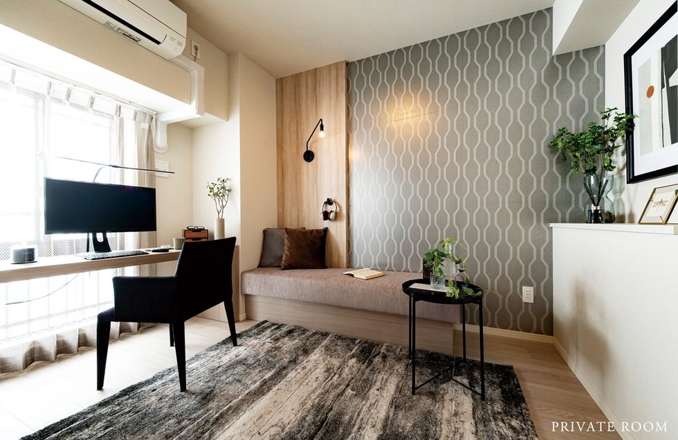 PRIVATE ROOM