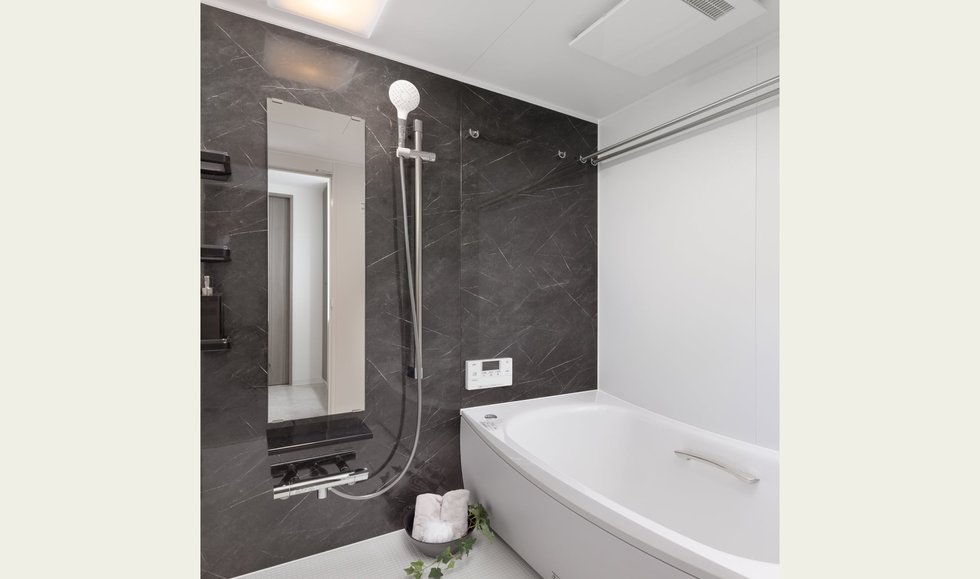 BATH ROOM
