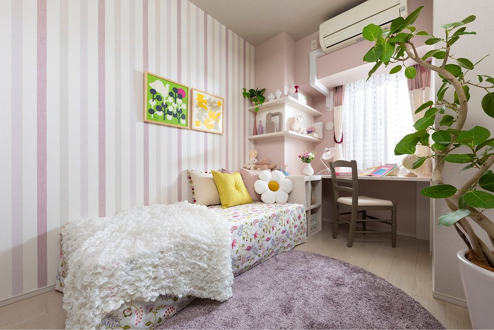 Bed Room