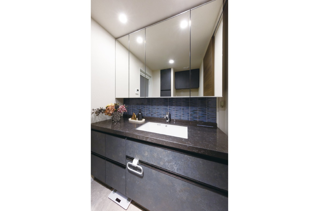 Powder room