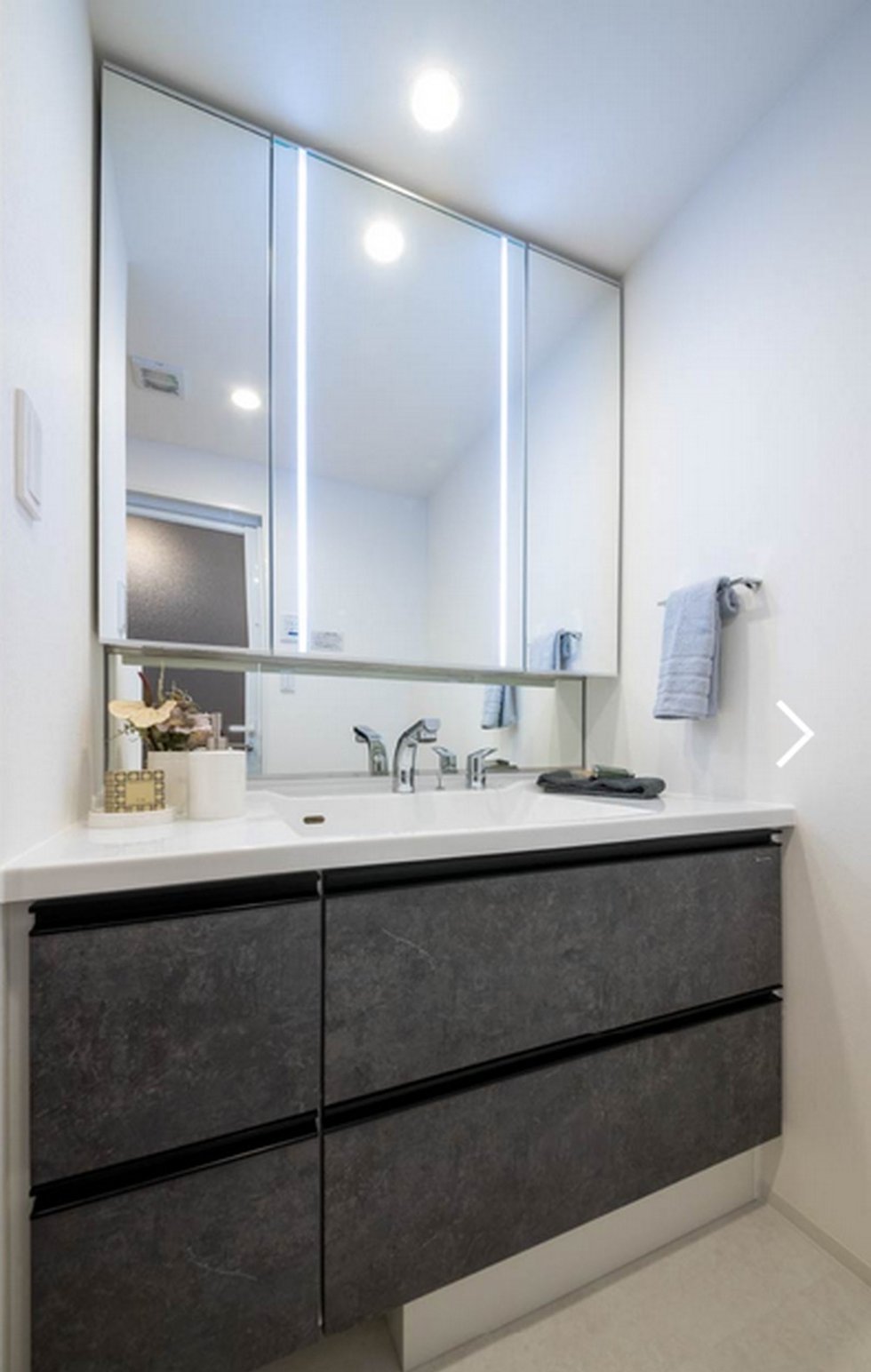 Powder room