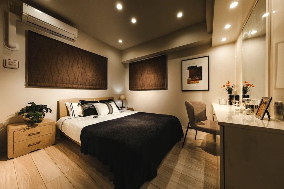 MASTER BED ROOM