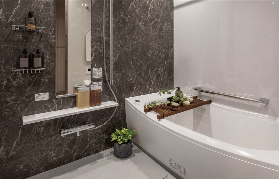 BATH ROOM