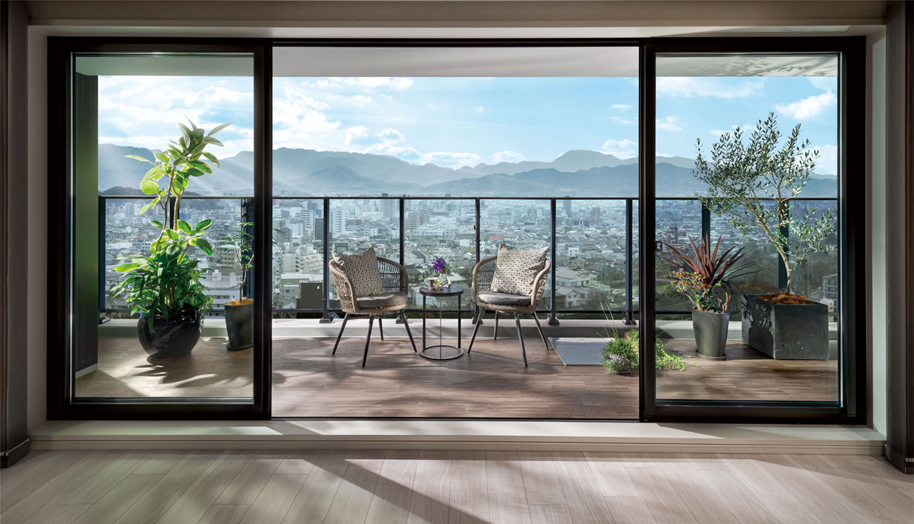 BALCONY