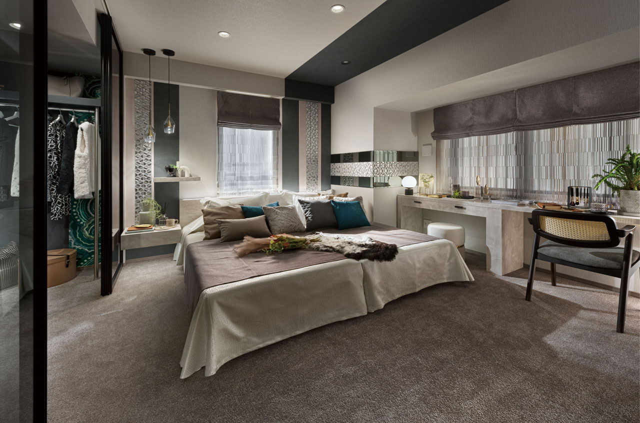 MASTER BEDROOM