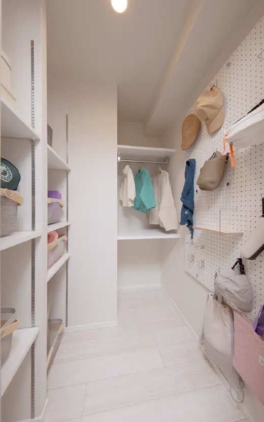 Walk In Closet