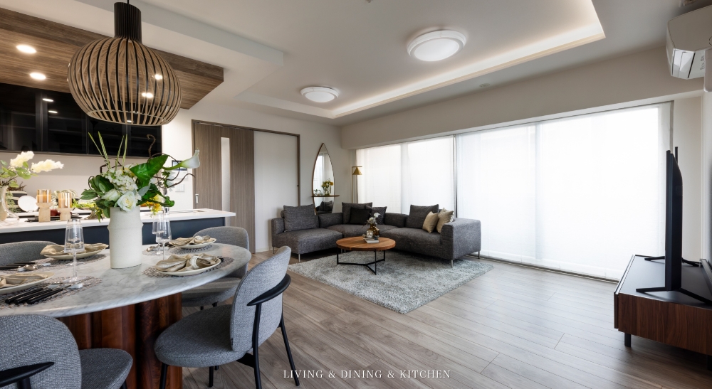 LIVING & DINING & KITCHEN