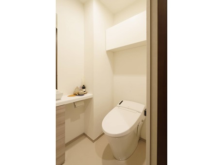 REST ROOM