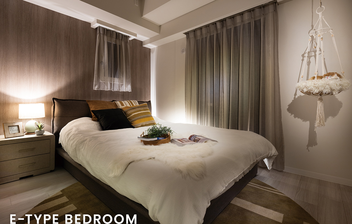 E-TYPE BEDROOM