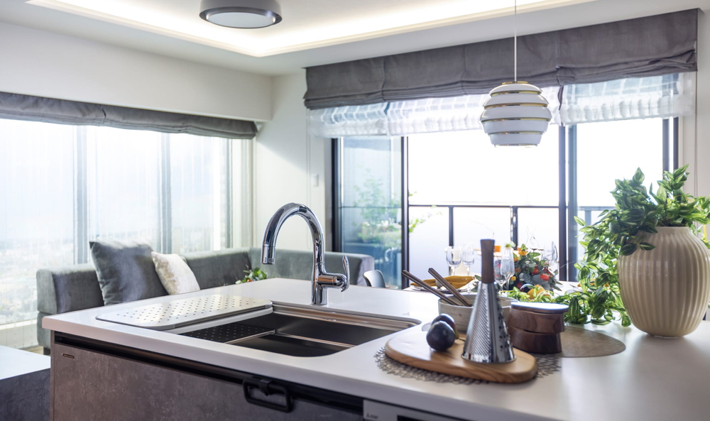 LIVING DINING KITCHEN