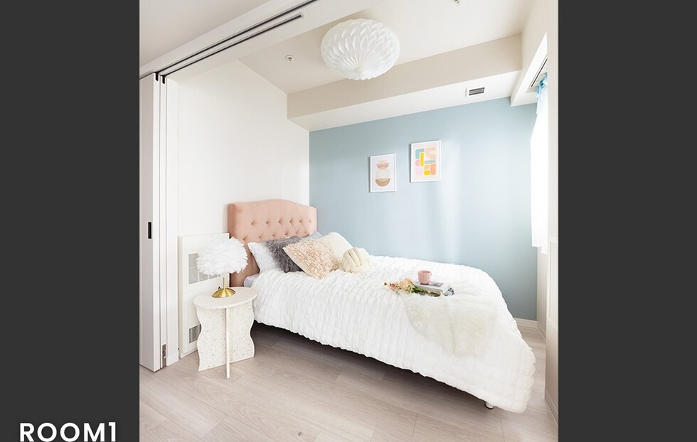 ROOM2