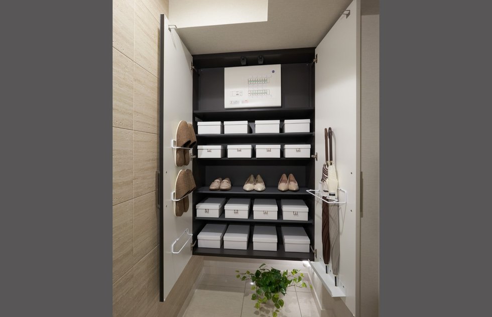 SHOES BOX